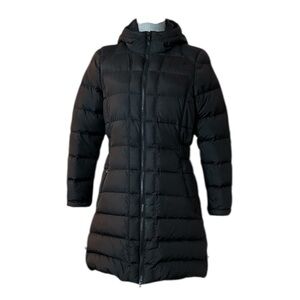 The North Face Women's Black Hooded Puffer Coat